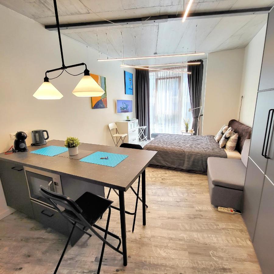 Happy Inn Laime Studio, Self Check-In-24-7, A-C, Parking-In-The-Underground-Garage Vilnius Exterior photo